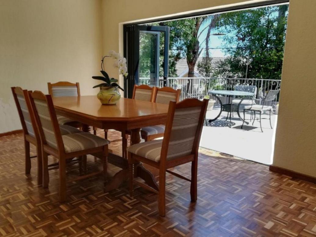Cape Dawn Guest House Parow Exterior photo